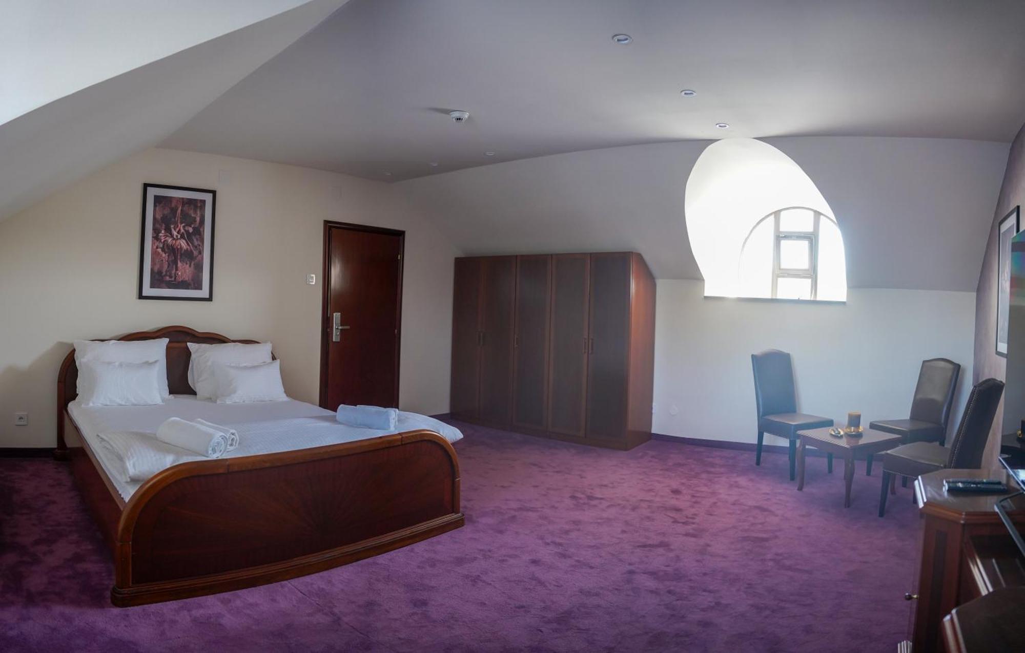 Hotel Laktaši 外观 照片