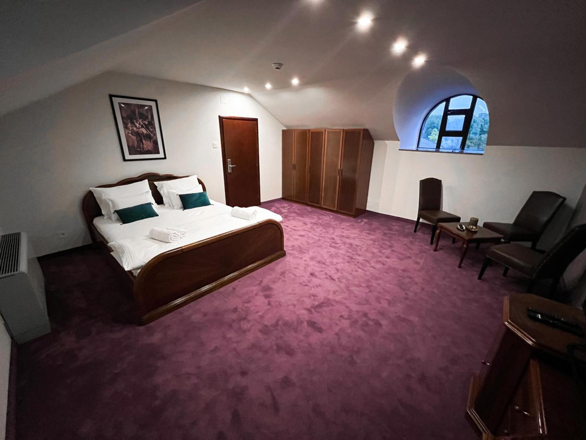 Hotel Laktaši 外观 照片