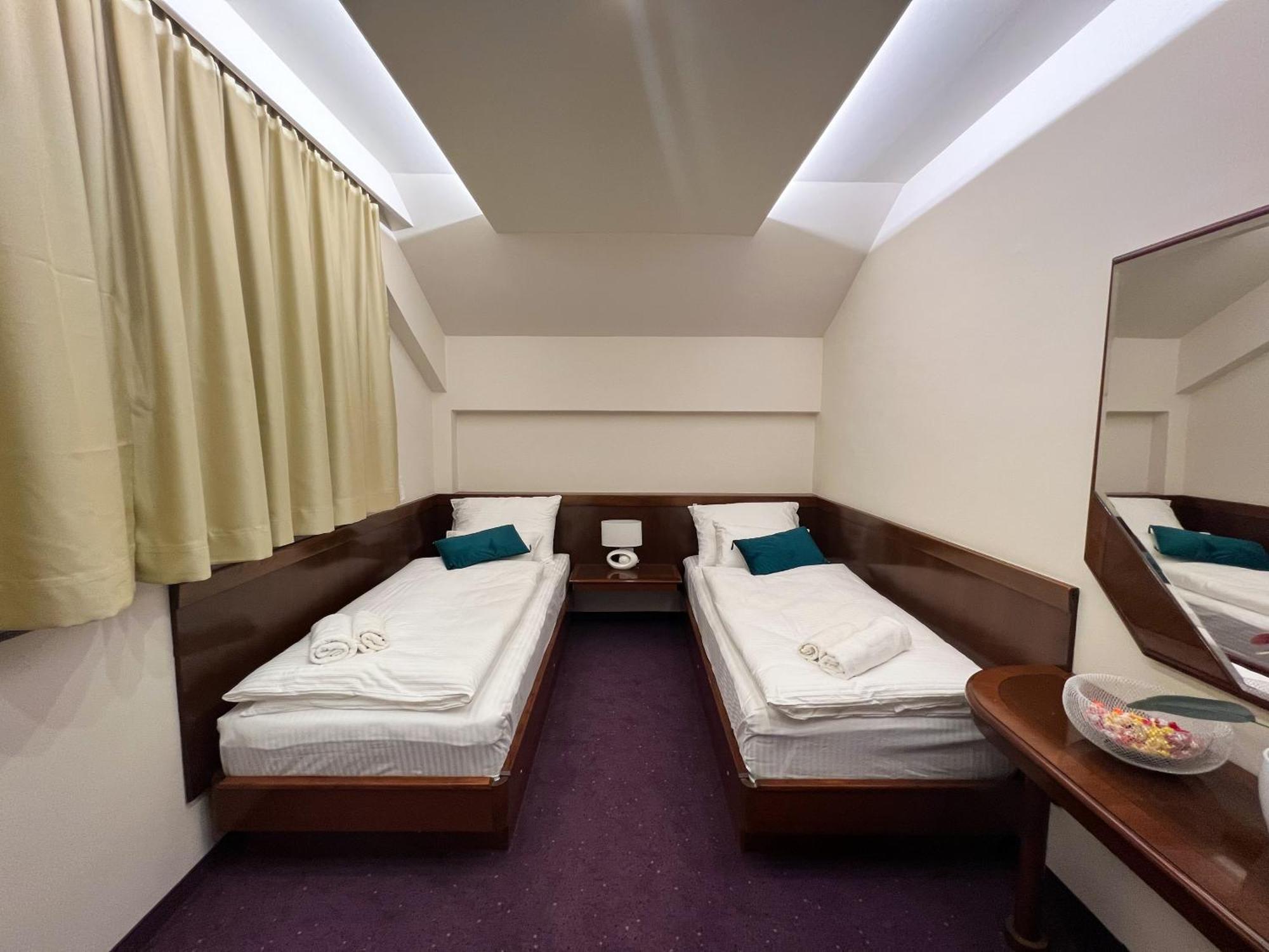 Hotel Laktaši 外观 照片